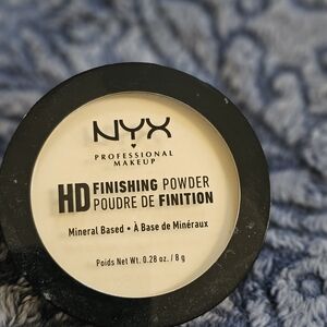 NYX HD Finishing Powder